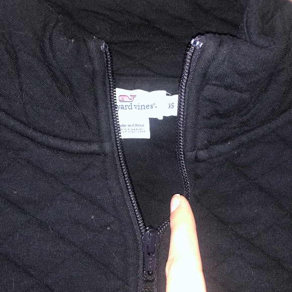 Vineyard Vines Black Quilted Pullover - Picture 3 of 3